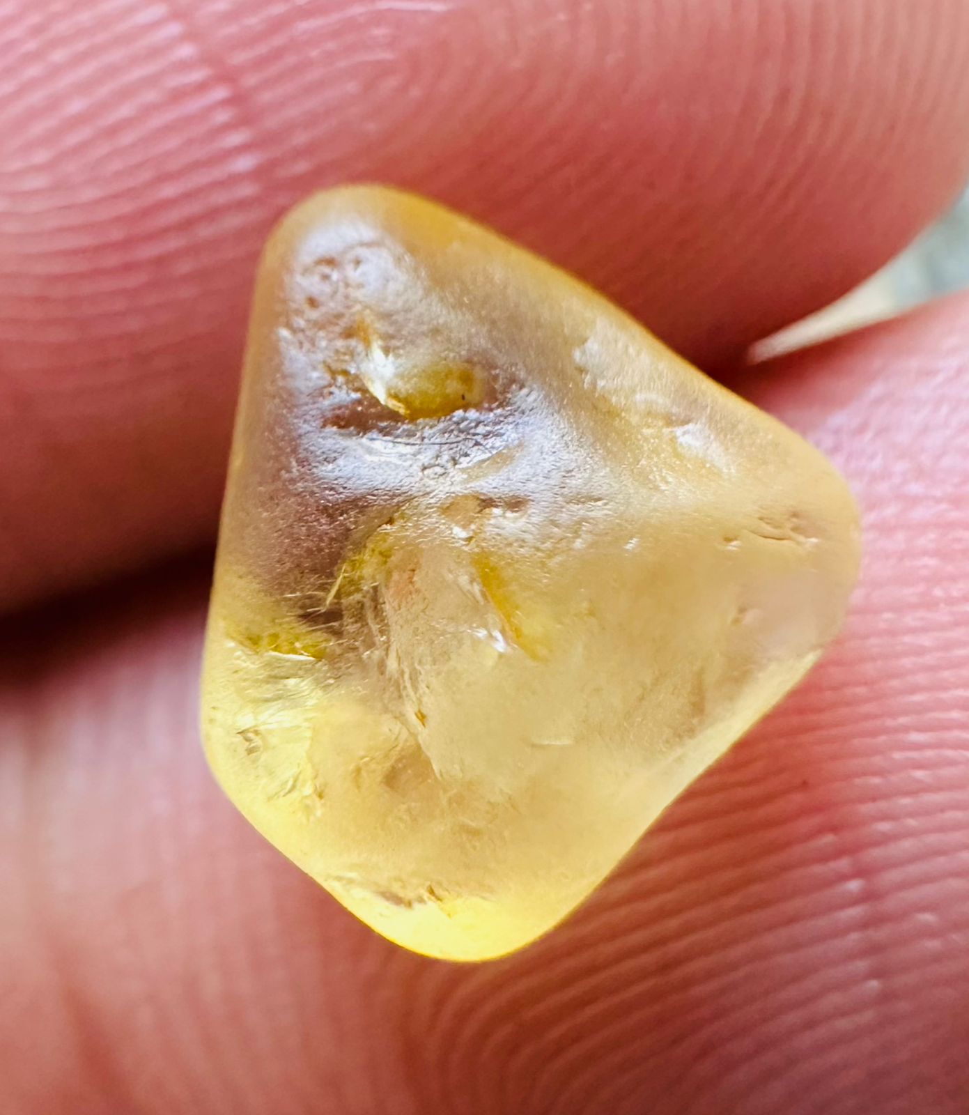 Natural yellow sapphire